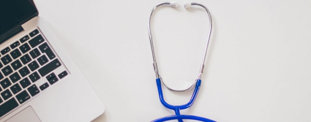 Auf dem Hauptstadtkongress Medizin und Gesundheit 2019 diskutierten Experten über die Frage wie Digitalisierung zur Erhöhung von Impfquoten beitragen kann. Foto: CC0 (Stencil)