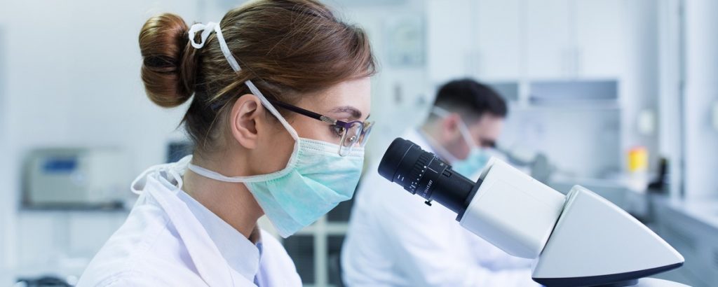 Rheuma  Lupus  MS: Autoimmunerkrankungen haben einige Gemeinsamkeiten auf molekularer Ebene  die es zu erforschen gilt. Foto: ©iStock.com/Jevtic