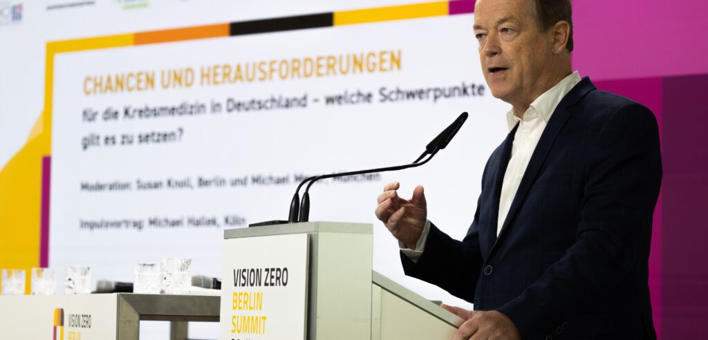 Onkologe Prof. Dr. Michael Hallek setzte auf dem Vision Zero Berlin Summit ein hohes Ziel: Deutschland solle zum Weltmeister in der Krebsmedizin und -forschung werden. Foto: Peter Müller BILD