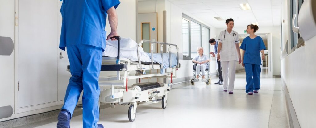 Die Deutsche Krebsgesellschaft hat 2 onkologische Spitzenzentren als erste Zentren für Personalisierte Medizin zertifiziert – ein Interview mit dem Direktor des Charité Comprehensive Cancer Center. Foto: ©iStock.com/Spotmatik
